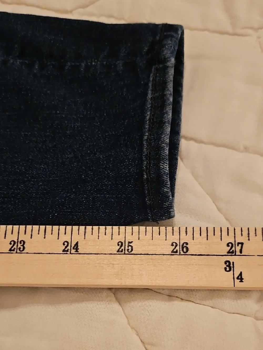 MOTHER- The Looker Crop (Here Kitty Kitty Wash) - Size 26 - Picture 6 of 10